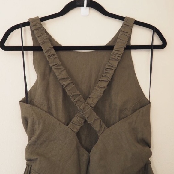 Monrow Crisscross Racer Linen Jumpsuit - Picture 7 of 8